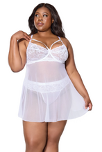 Enchanting bridal lace babydoll set